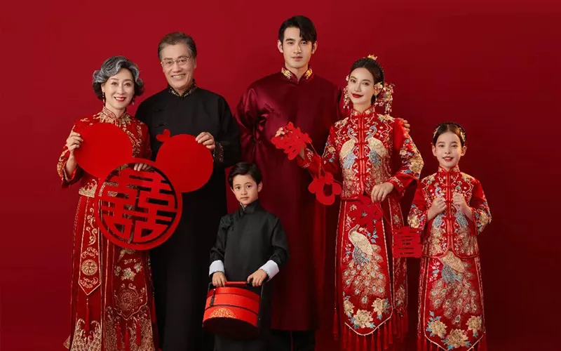 Traditional Chinese Clothing and Dress